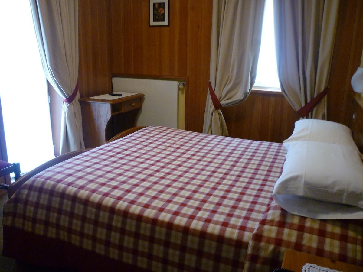 Hotel I Rododendri Valfurva Zimmer foto